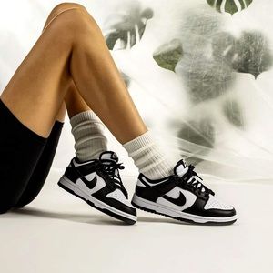 Nike Panda’s - Black & White Dunks